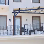 Lacivert Boutique Апарт-отель 4*