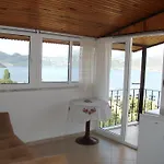 Lacivert Boutique 4* Селемие