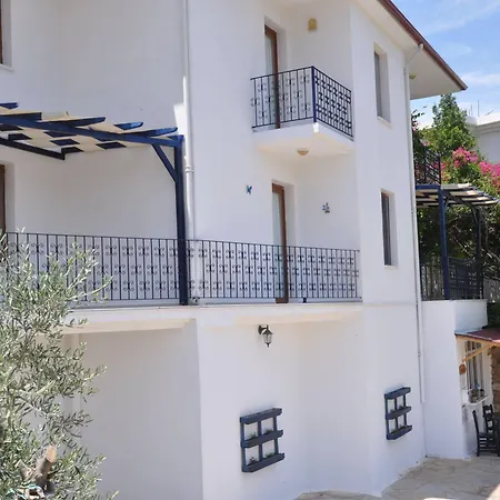 Lacivert Boutique Hotel apartamentowy 2*