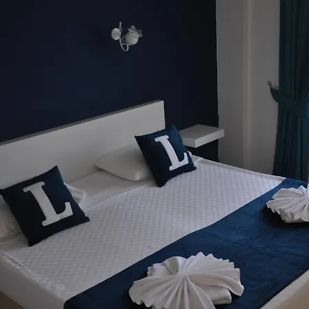 Lacivert Boutique Hotel Aparthotel 2*