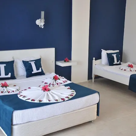 Aparthotel Lacivert Boutique Hotel 2*