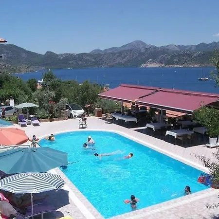 Aparthotel Lacivert Boutique Hotel 2*